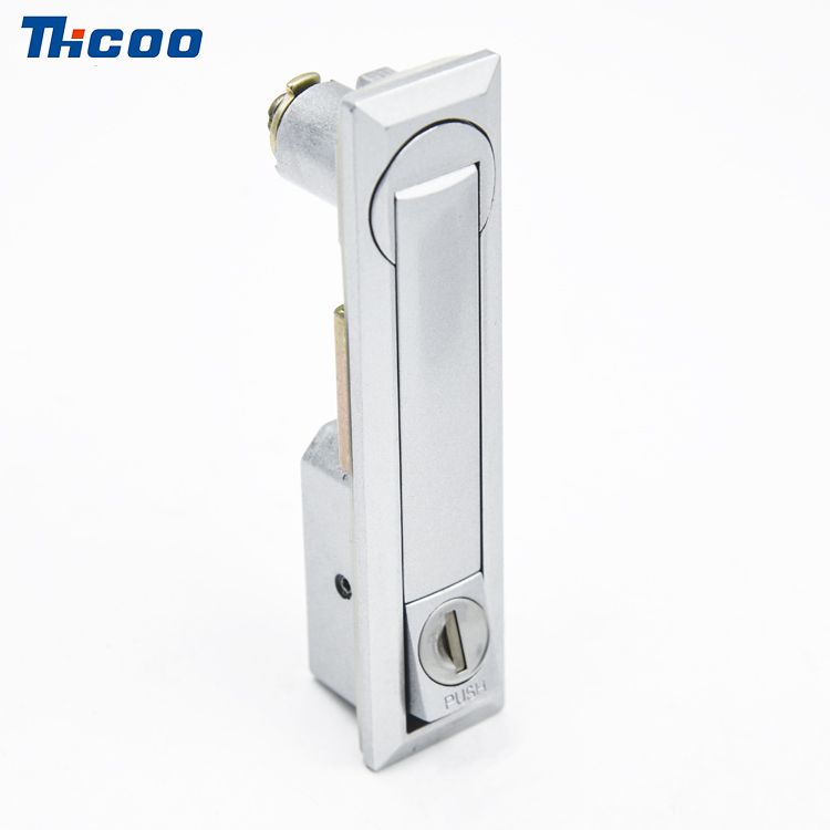 Premere per aprire il Rocker Lock-A7141