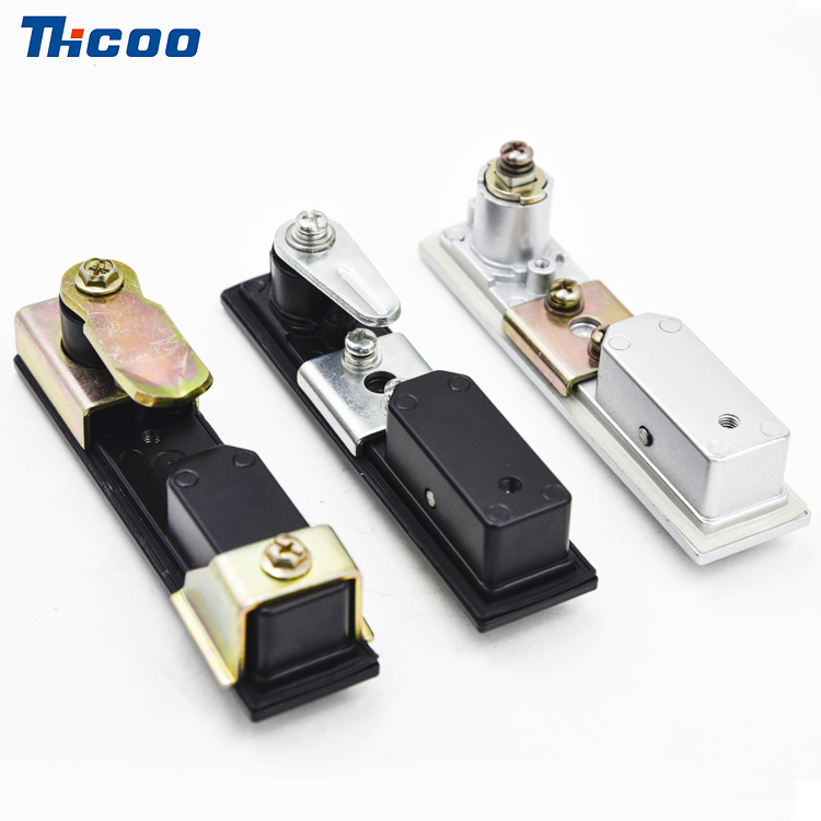 Premere per aprire il Rocker Lock-A7141