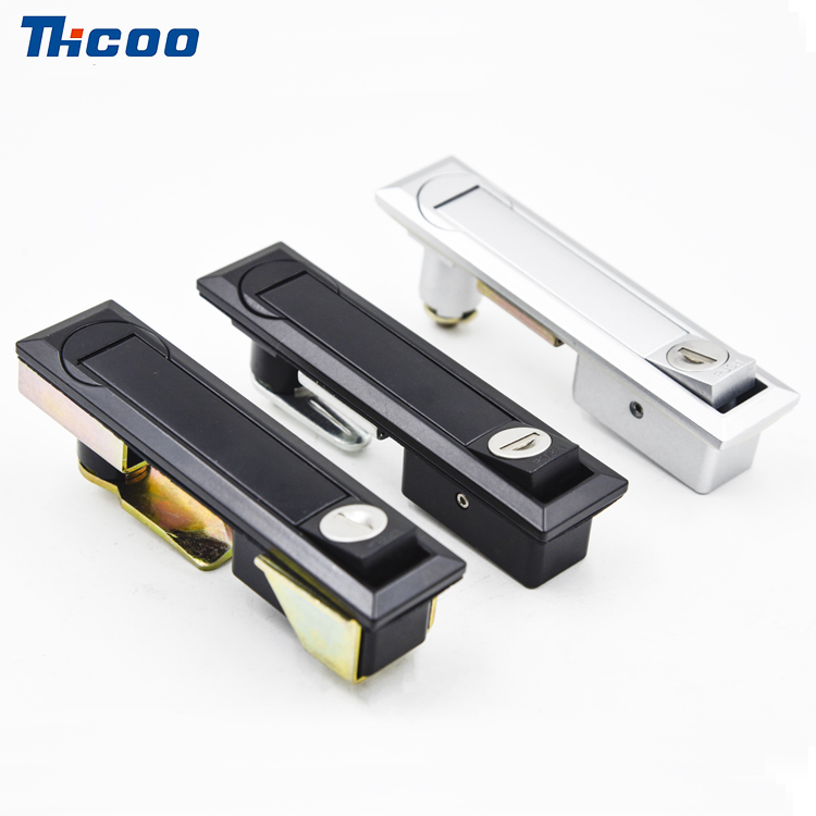 Premere per aprire il Rocker Lock-A7141