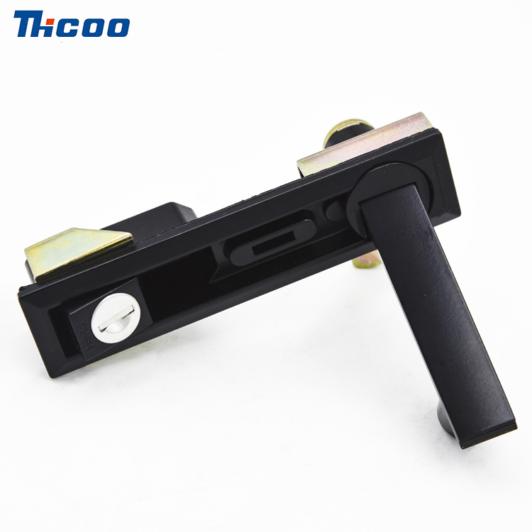 Premere per aprire il Rocker Lock-A7141