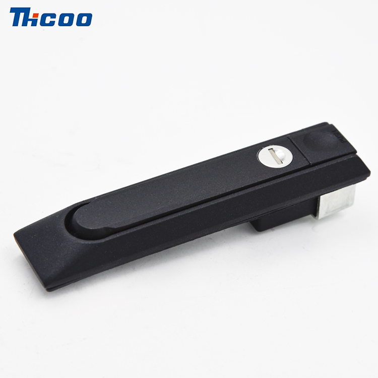 Premere per aprire il Rocker Lock-A7142